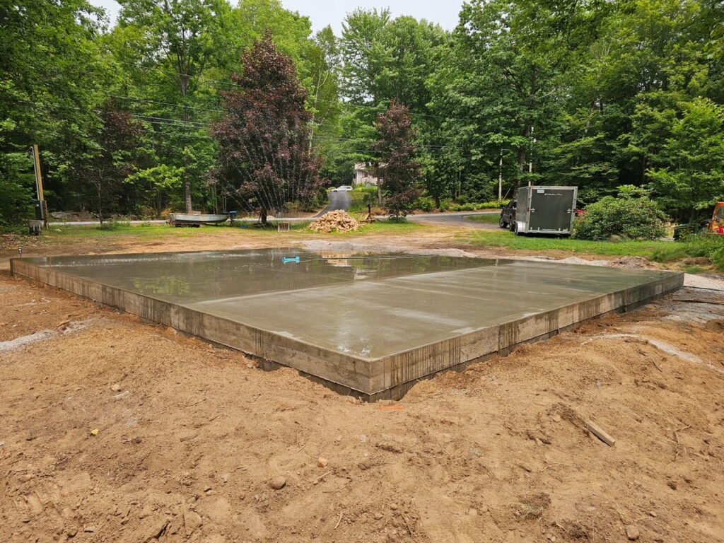 Freshly poured monolithic concrete slab